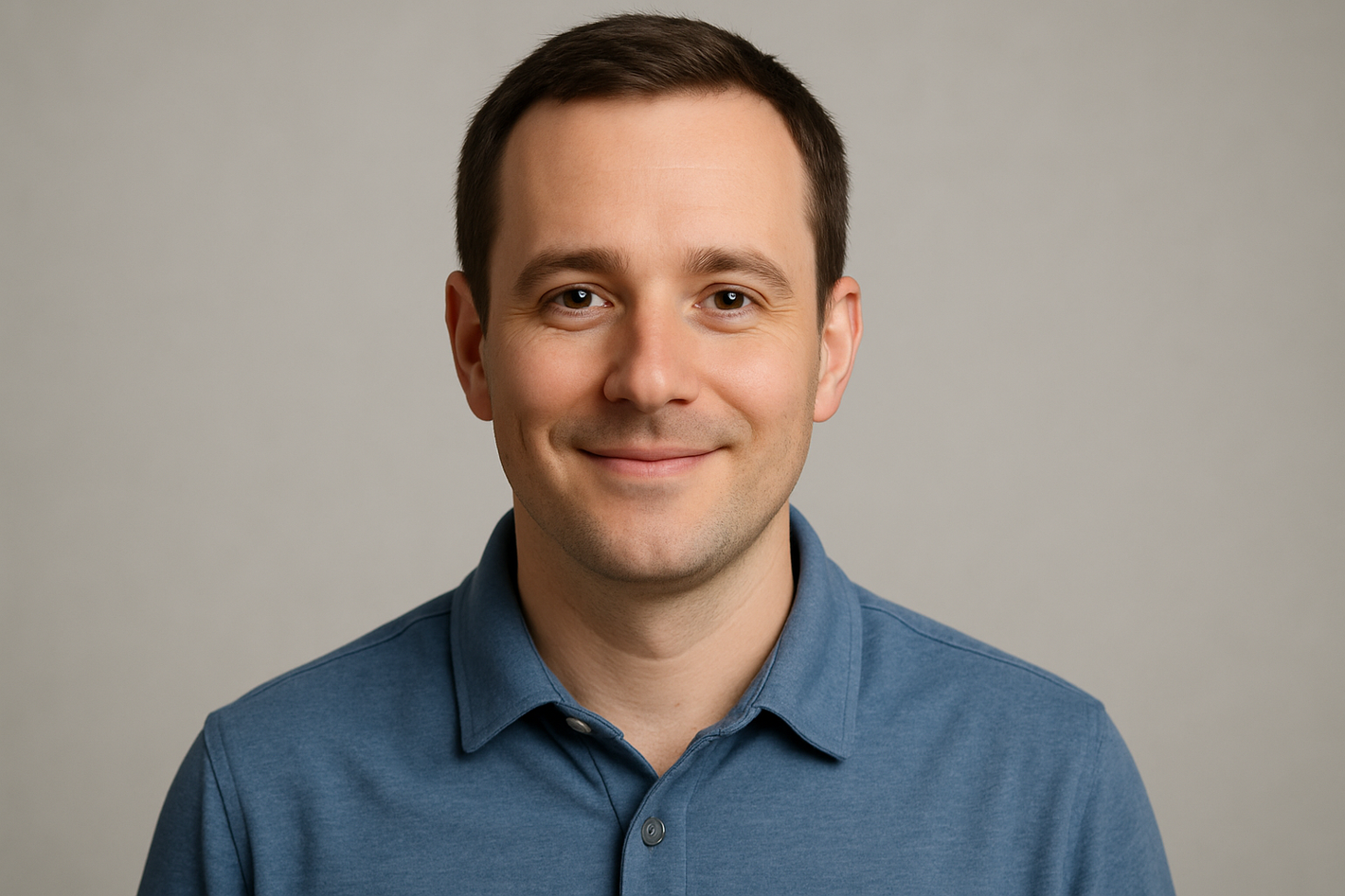 Generate a picture a mid-thirties while male, a profile picture for a review